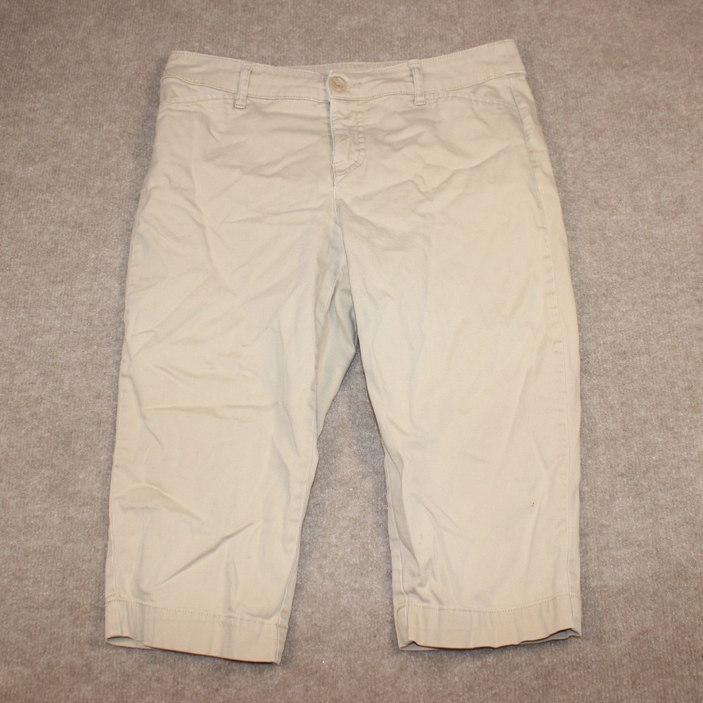 St Johns Bay Womens 8P Khaki Capri Pants Tan Cropped Chino Trousers Petite